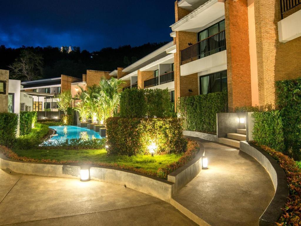 B2 Mae Hong Son Premier Hotel Екстер'єр фото